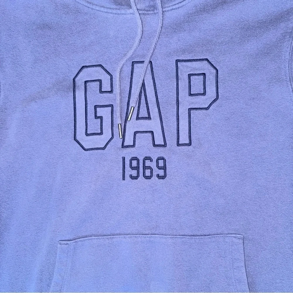 GAP Men's Hoodie in Classic Blue Size M